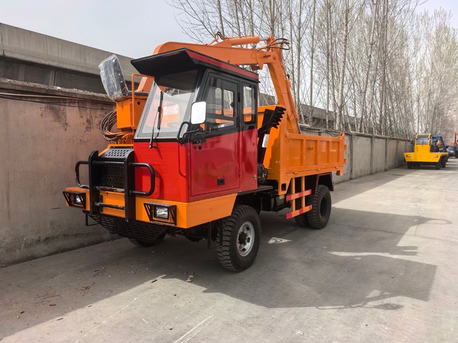 随车挖运输车